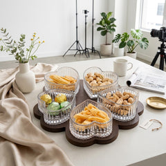HEART-SHAPED GLASS SNACK BOWL SET WITH WOODEN TRAY & LIDS – A BEAUTIFUL TOUCH OF ELEGANCE FOR YOUR HOME! ✨