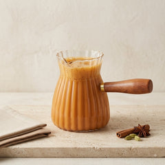 Elegant Striped Clear Borosilicate Glass Tea & Coffee Maker Pot with Wooden Handle – Heat-Resistant Design for Beautiful Everyday Brewing & Serving ☕🌿 ✨