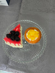 ELEGANT GLASS CAKE STAND WITH DOME LID