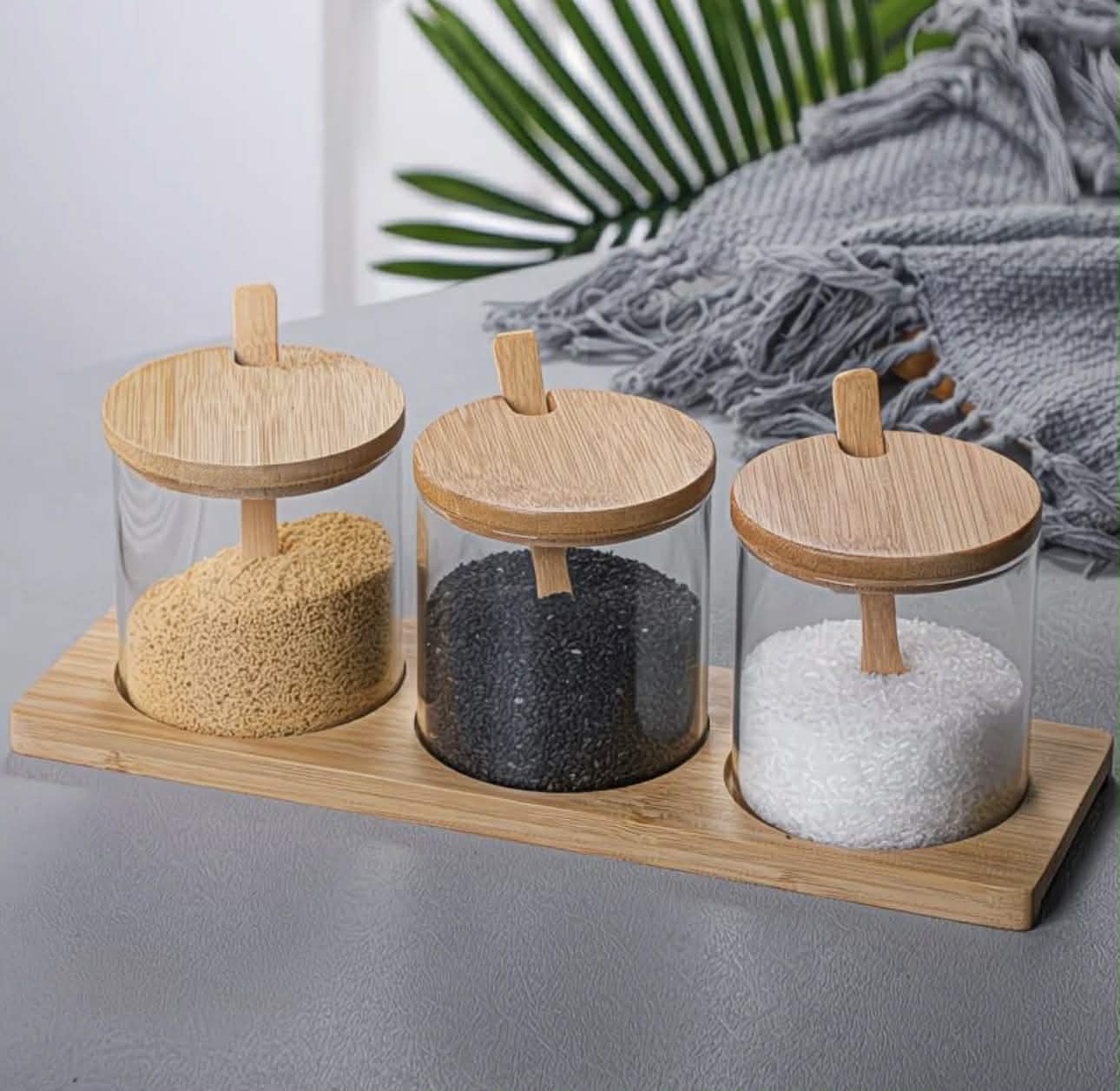 3pcs Fashion Condiment Jar Set, Storage Food, Decorative Storage Seasoning Glass Container Box, High Borosilicate Glass Jar with Bamboo Spoon Lid and Base for Home Kitchen