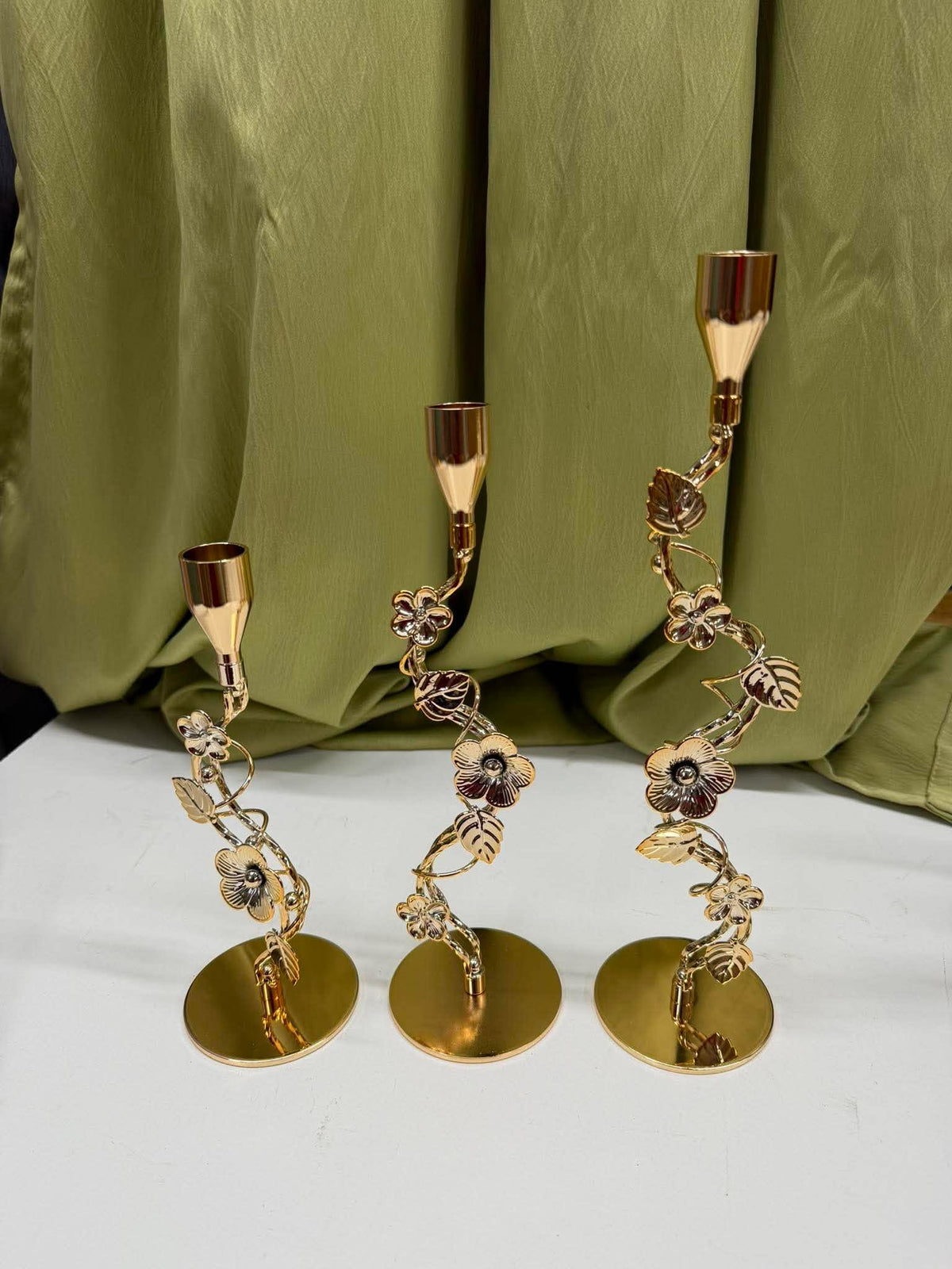 Luxury Imported Golden Metal Floral Candle Holder Collection 🕯️🌸