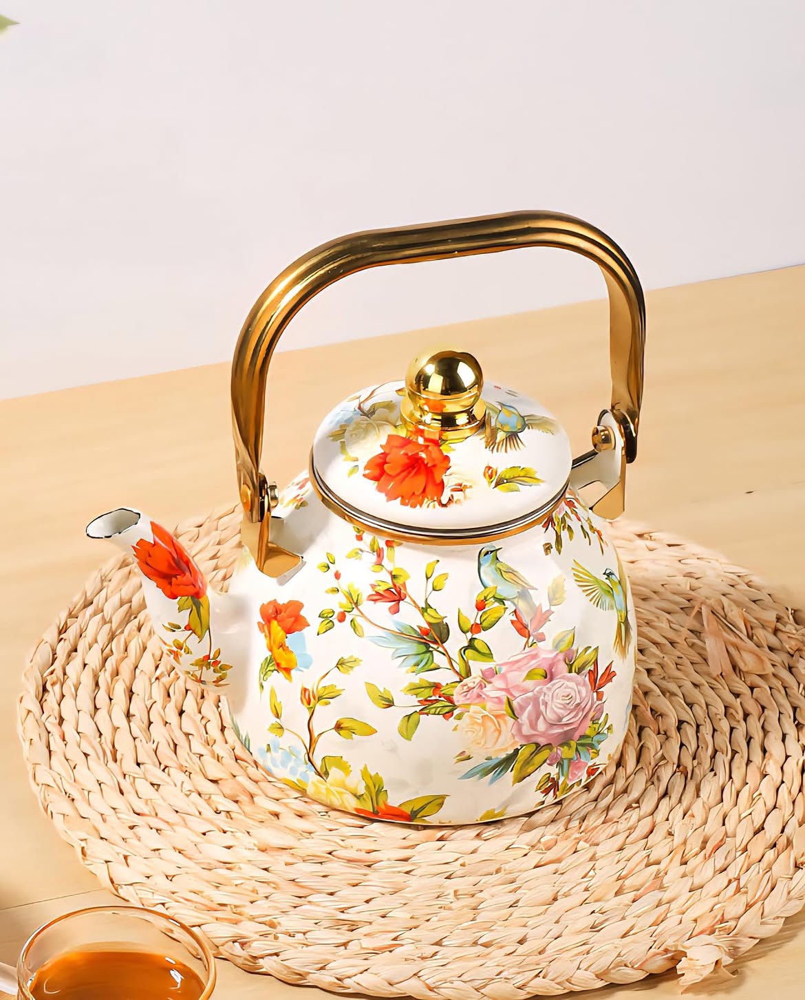 Vintage-Style Floral Enamel Tea Kettle – Timeless Beauty for Every Tea Moment ☕🌸✨