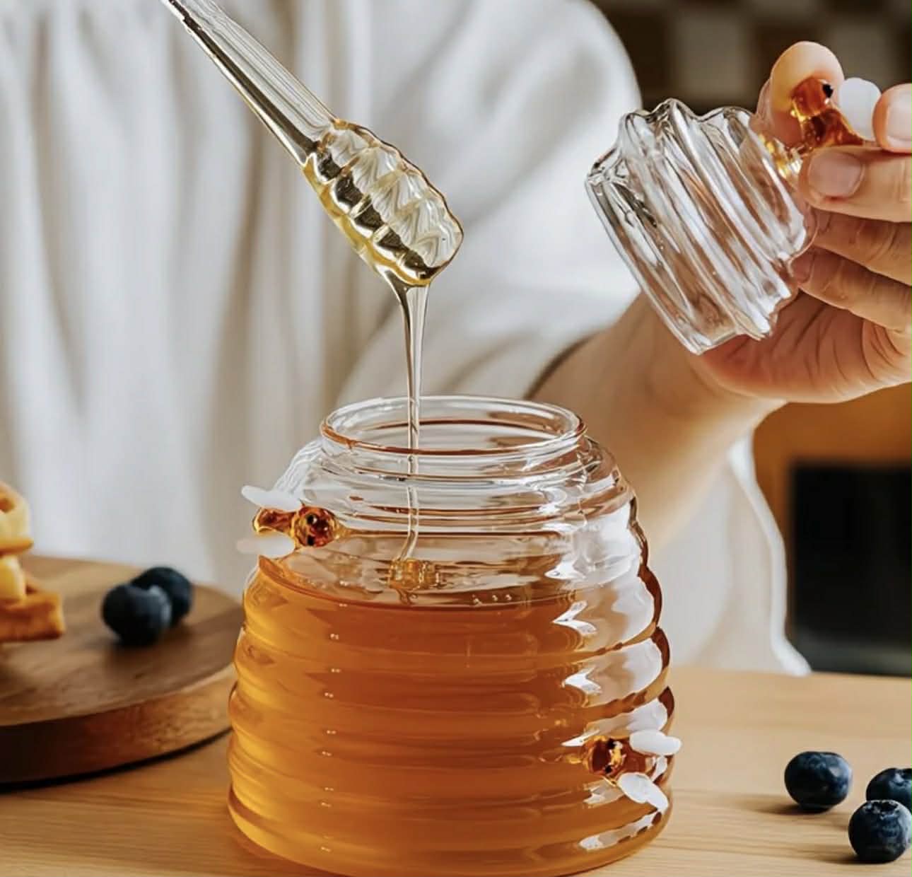 Transparent Bee Jar Unique Tapered Jar Honey Pot Sealed Honeycombs Shape Large Honey Bottle Honey Pot Jar