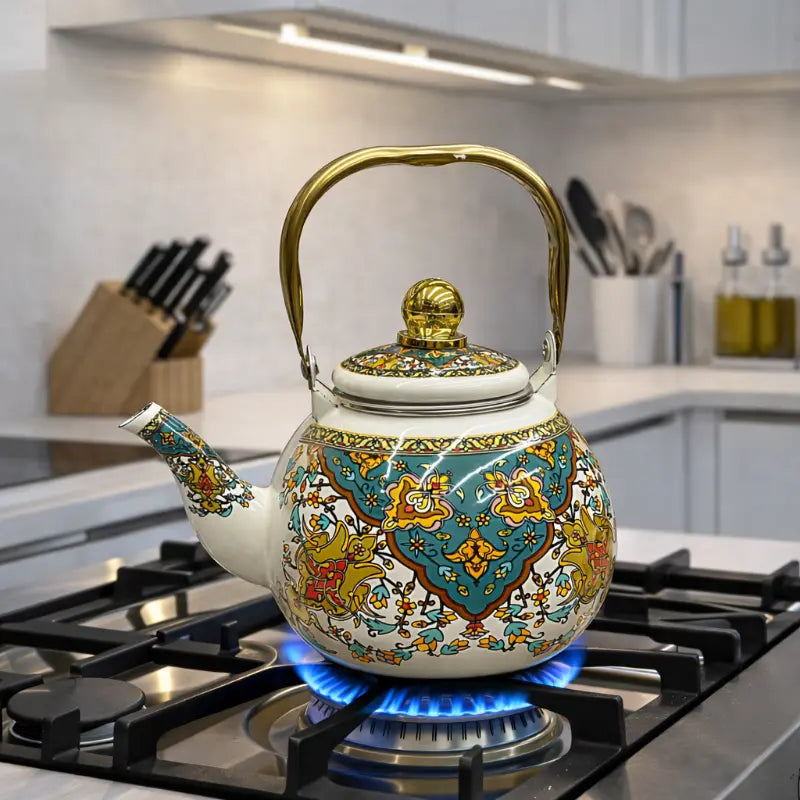 Vintage-Style Floral Enamel Tea Kettle – Timeless Beauty for Every Tea Moment ☕🌸✨